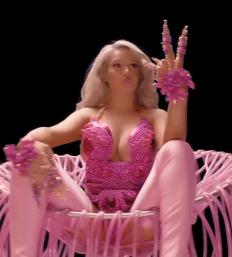 Image 1735142 from Shirin David