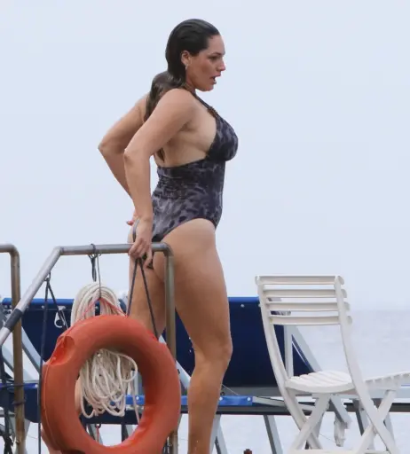 Image 1735143 from Kelly Brook