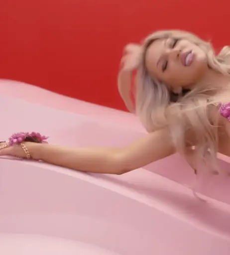 Image 1735209 from Shirin David