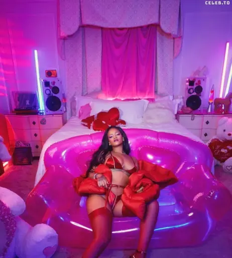 Image 1735974 from Rihanna