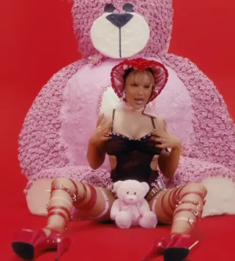 Image 1735921 from Shirin David