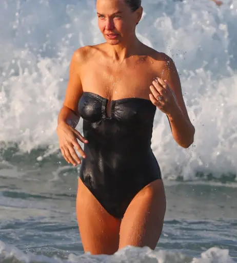 Image 1736879 from Lara Bingle