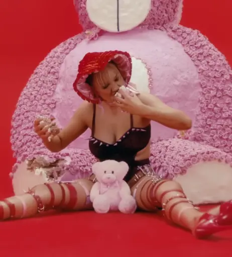 Image 1736100 from Shirin David