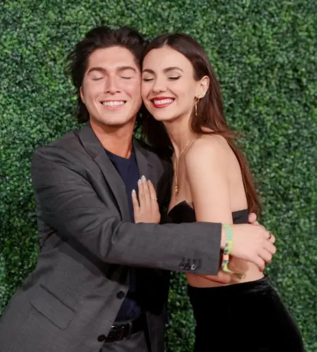 Image 1736124 from Victoria Justice