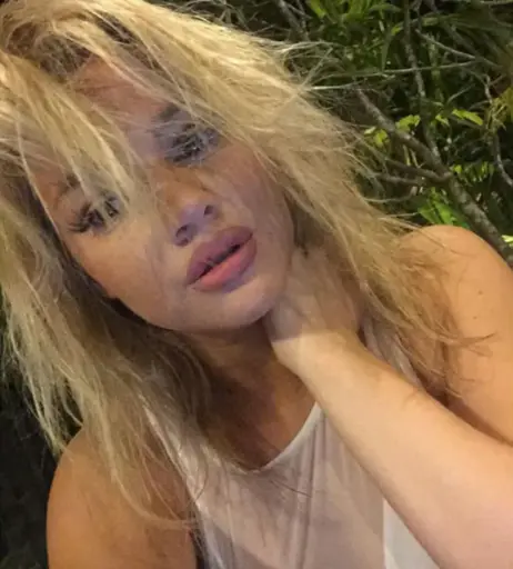 Image 1736997 from Shirin David