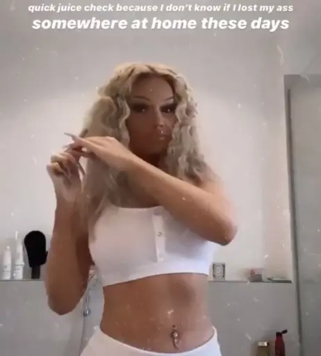 Image 1737141 from Shirin David