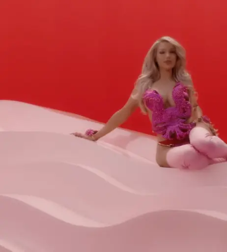 Image 1734859 from Shirin David