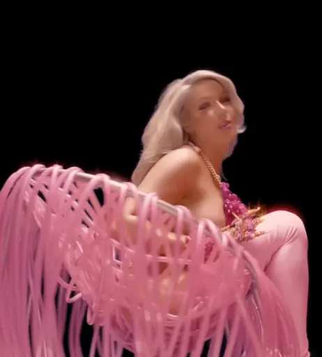 Image 1734821 from Shirin David