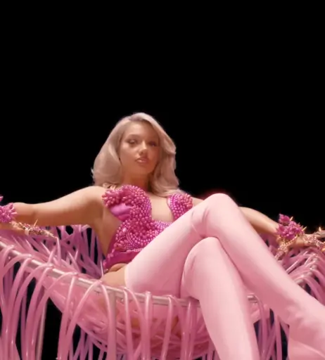 Image 1734749 from Shirin David