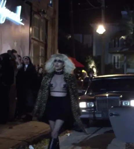 Image 1734145 from Emma Roberts