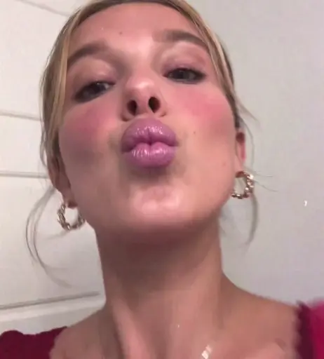 Image 1731897 from Millie Bobby Brown