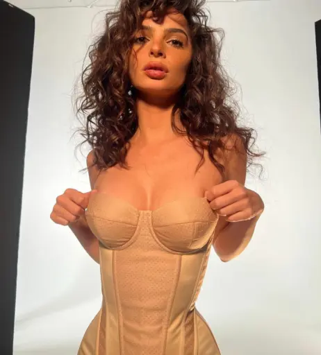 Image 1731569 from Emily Ratajkowski