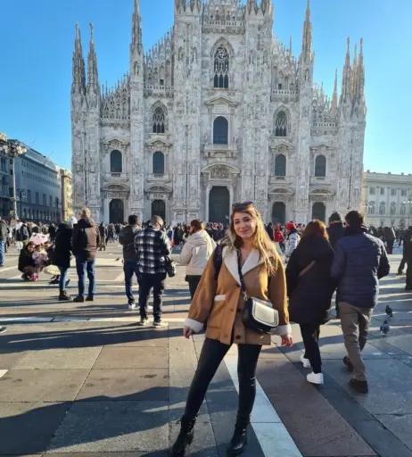 Image 17319382 from Yonia