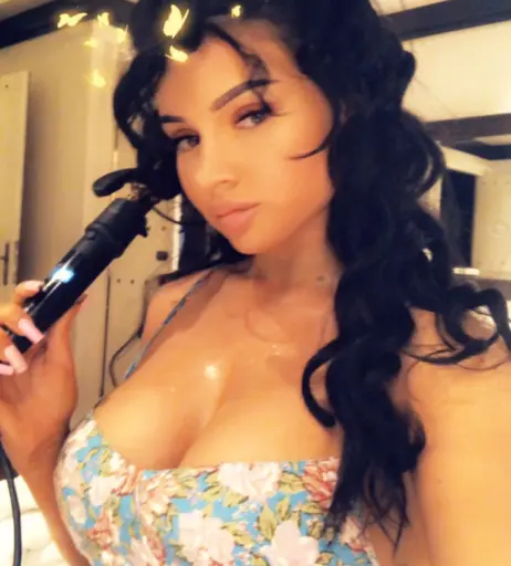 Image 1733615 from Shirin David