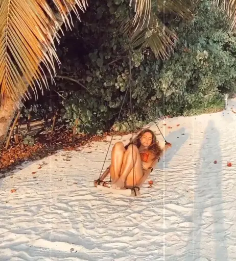 Image 1733109 from Kelly Brook