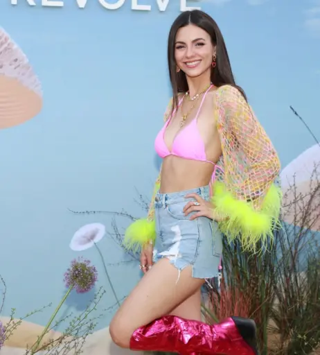 Image 1730888 from Victoria Justice