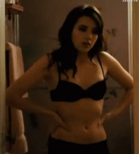 Image 1730000 from Emma Roberts