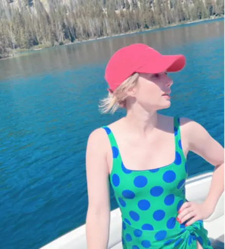 Image 1730336 from Emma Roberts