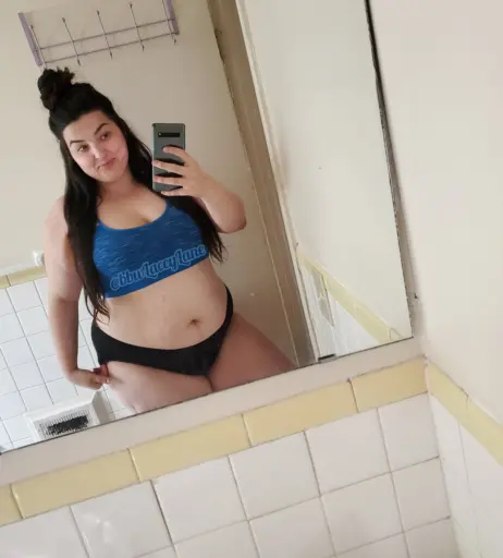 Image 17398998 from bbwlaceylane
