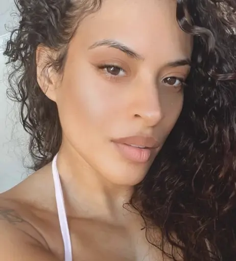 Image 1739638 from Zelina Vega