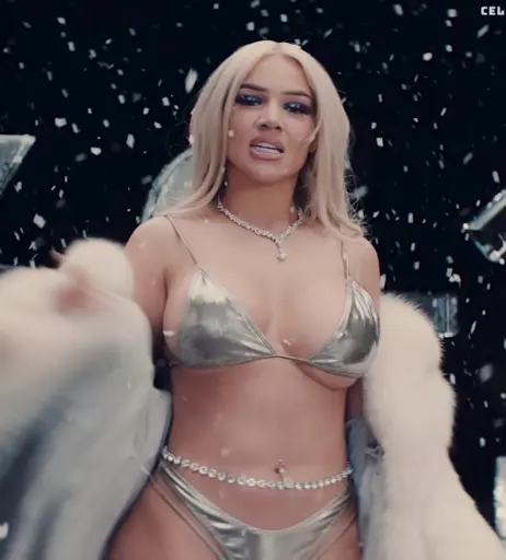 Image 1738972 from Shirin David