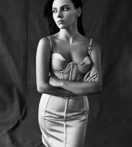 Image 1726746 from Dafne Keen