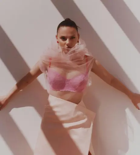 Image 1727143 from Dafne Keen