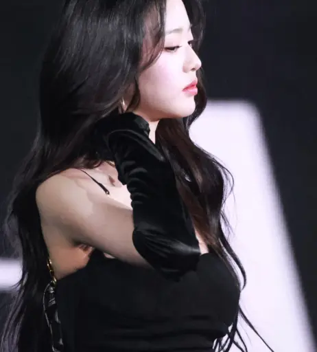 Image 17272815 from Jang Won-young / 장원영 WONYOUNG