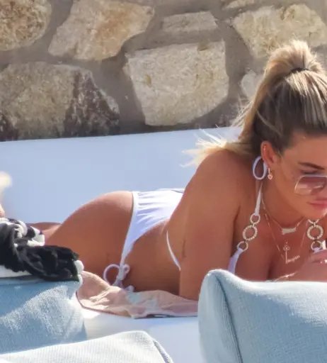 Image 1729455 from Megan Barton Hanson