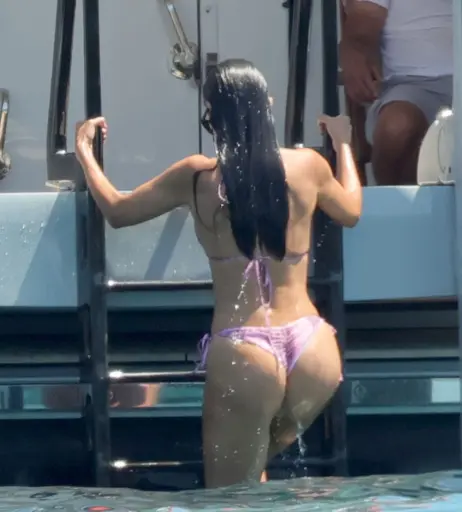 Image 1729437 from Eiza González