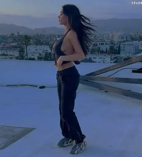 Image 1729355 from Bianca Censori