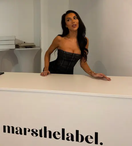 Image 17286695 from Arianna Ajtar