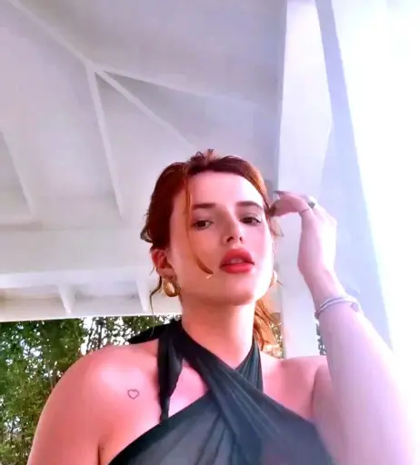 Image 1728186 from Bella Thorne