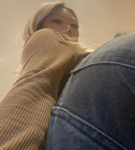 Image 17281410 from beabadoobee radvxz