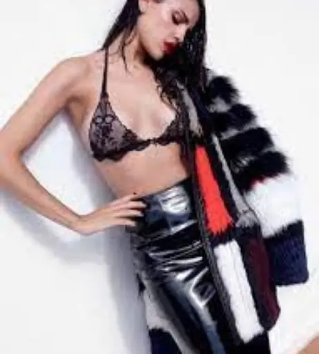 Image 1728139 from Eiza González