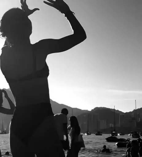 Image 17282929 from Bela Gil