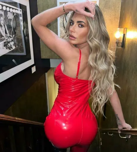 Image 1728263 from Megan Barton Hanson