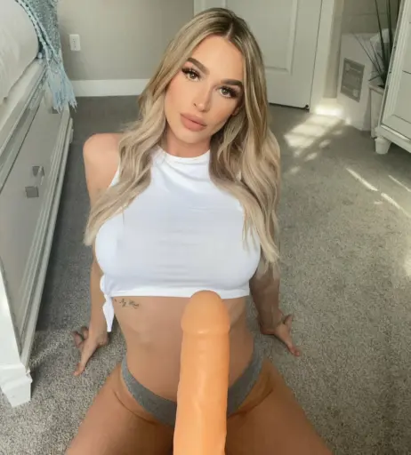 Image 10952333 from Emma Hix / emmahixofficial