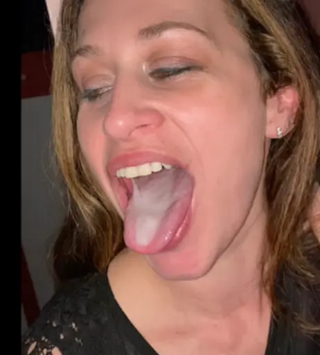 Image 10938739 from Gloryhole Swallow