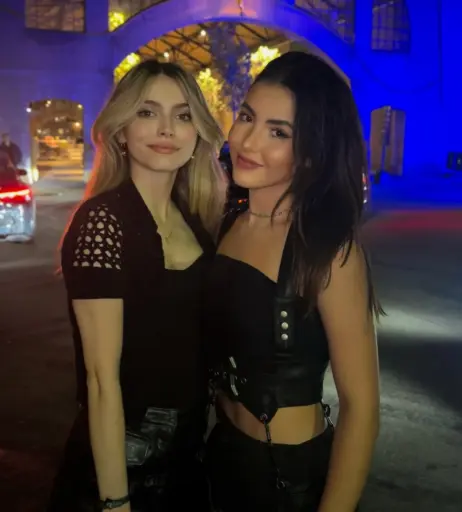 Image 10932473 from Andrea Botez (leaks = ban)