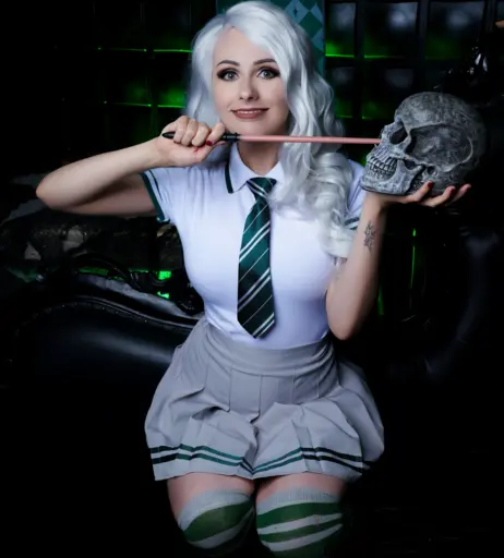 Image 1090339 from Rolyatistaylor