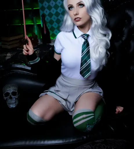 Image 1090212 from Rolyatistaylor