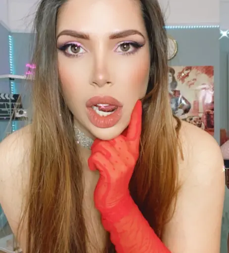 Image 10810895 from Mizz Ellaa ASMR