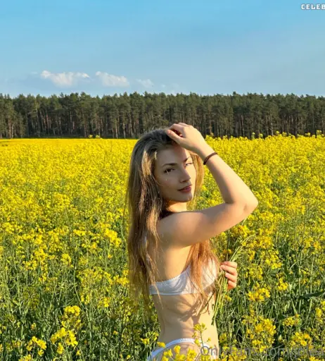 Image 1083613 from Jolean