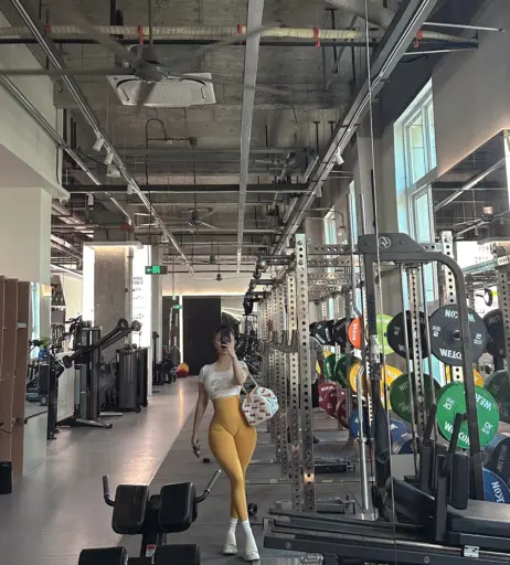 Image 10801537 from 俏妞qiaoniuTT , 俏妞qiaoniu , qiaoniuTT , qiaoniu