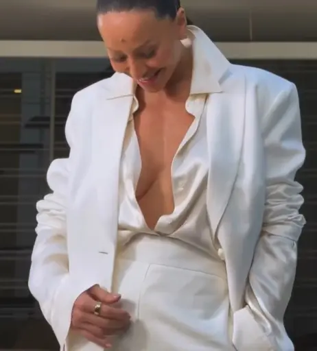 Image 10801271 from Sabrina Sato