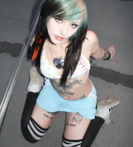 Image 10802649 from emoemz / emoemmz / ratgf99