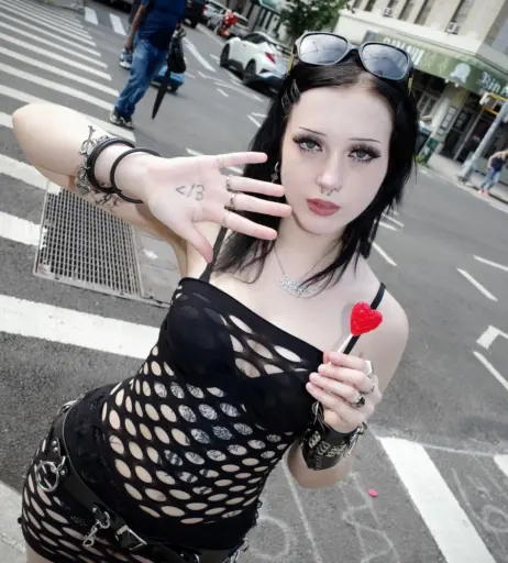 Image 10802679 from emoemz / emoemmz / ratgf99