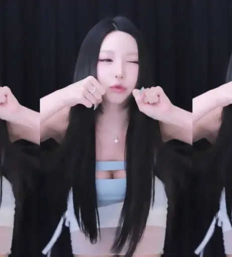 Image 10716059 from h___rvn | rvn1015 | 동그란 | Dongeuran