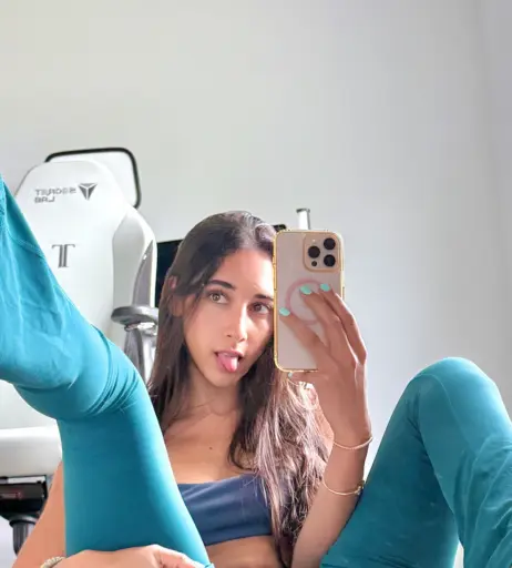 Image 10708531 from Izzy Green | Lazybutnotwithyou